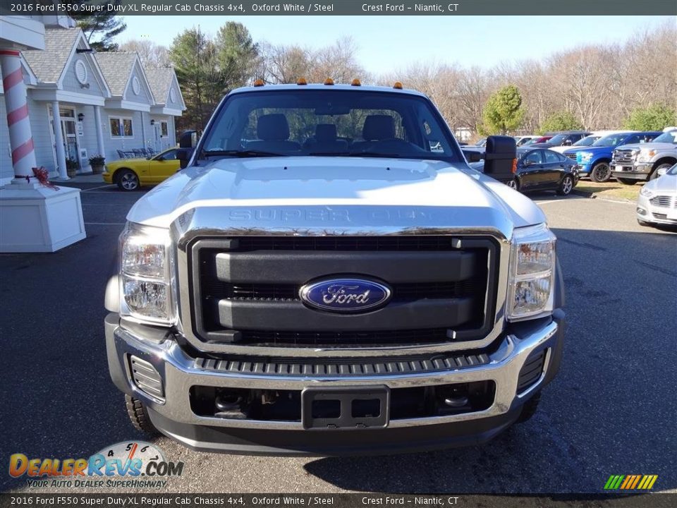2016 Ford F550 Super Duty XL Regular Cab Chassis 4x4 Oxford White / Steel Photo #2