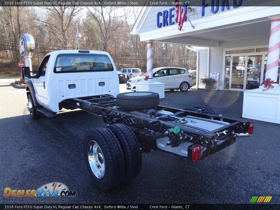 2016 Ford F550 Super Duty XL Regular Cab Chassis 4x4 Oxford White / Steel Photo #5