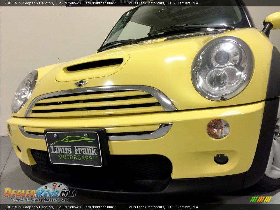 2005 Mini Cooper S Hardtop Liquid Yellow / Black/Panther Black Photo #25