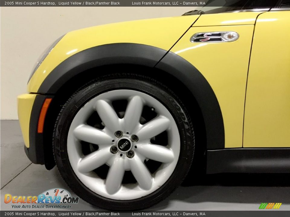 2005 Mini Cooper S Hardtop Liquid Yellow / Black/Panther Black Photo #31