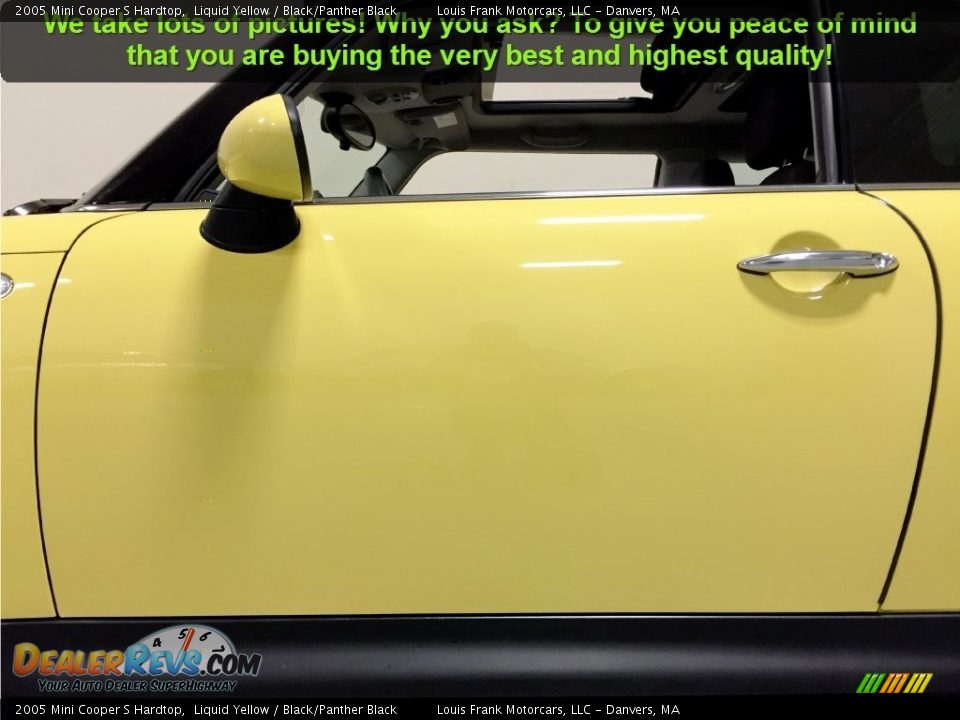 2005 Mini Cooper S Hardtop Liquid Yellow / Black/Panther Black Photo #33