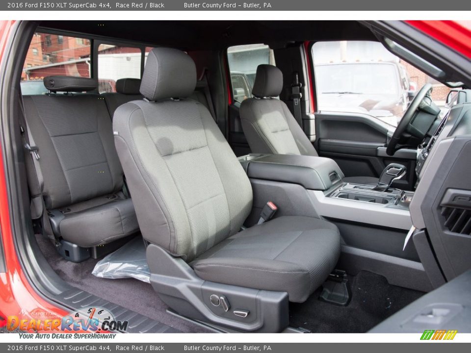 Black Interior - 2016 Ford F150 XLT SuperCab 4x4 Photo #5