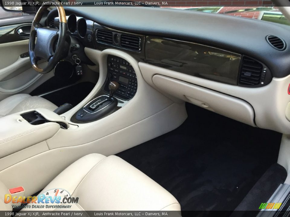 1998 Jaguar XJ XJR Anthracite Pearl / Ivory Photo #11