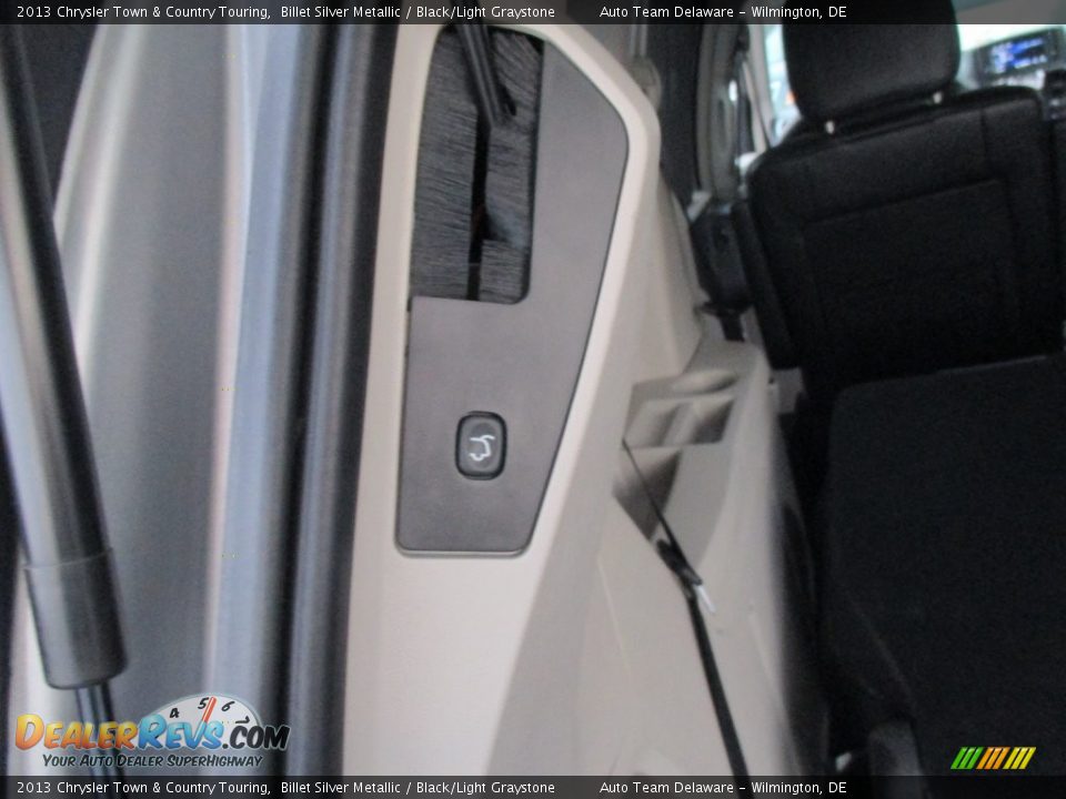 2013 Chrysler Town & Country Touring Billet Silver Metallic / Black/Light Graystone Photo #29