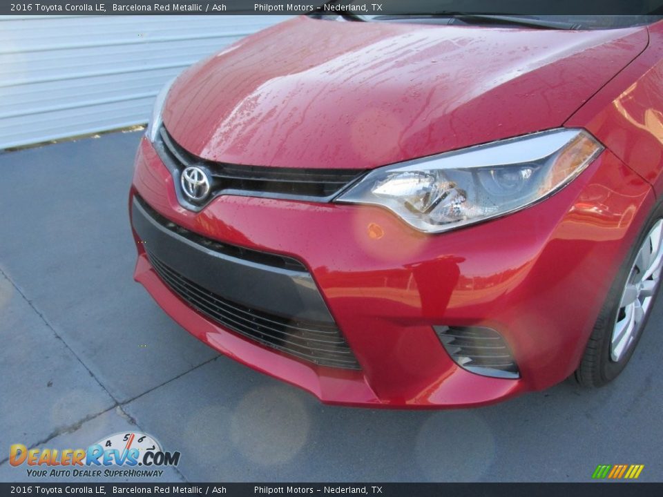 2016 Toyota Corolla LE Barcelona Red Metallic / Ash Photo #10