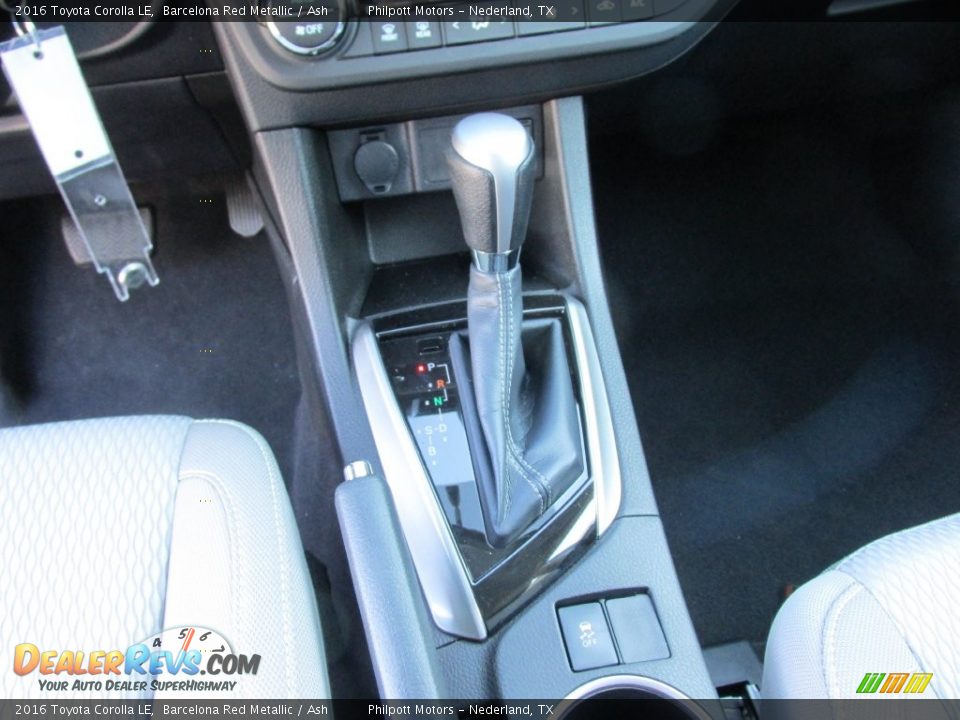 2016 Toyota Corolla LE Barcelona Red Metallic / Ash Photo #27