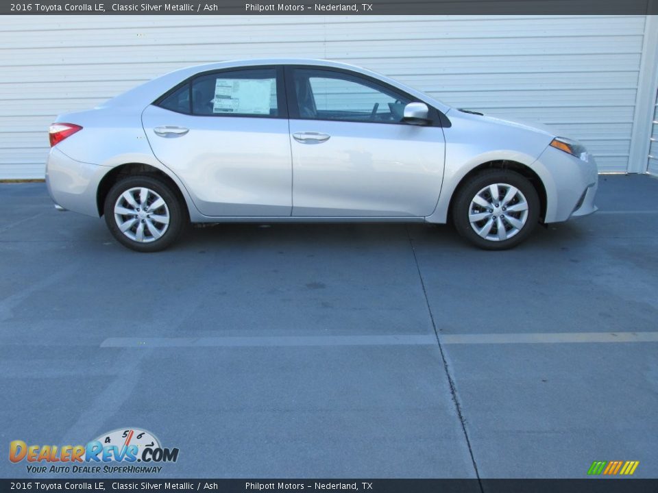 2016 Toyota Corolla LE Classic Silver Metallic / Ash Photo #3