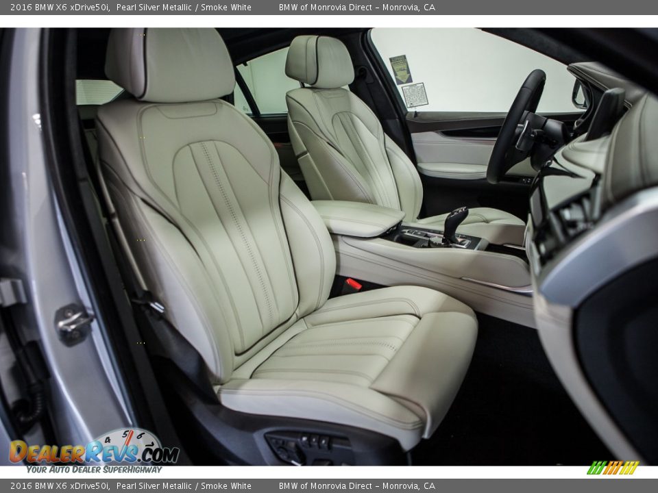 Front Seat of 2016 BMW X6 xDrive50i Photo #2