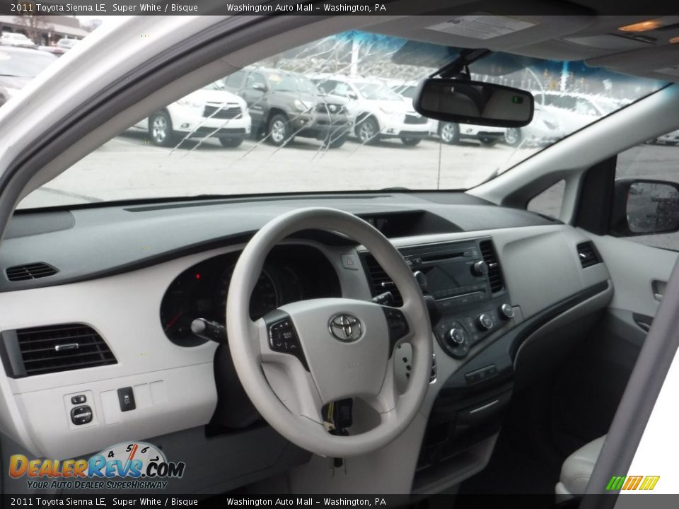 2011 Toyota Sienna LE Super White / Bisque Photo #12