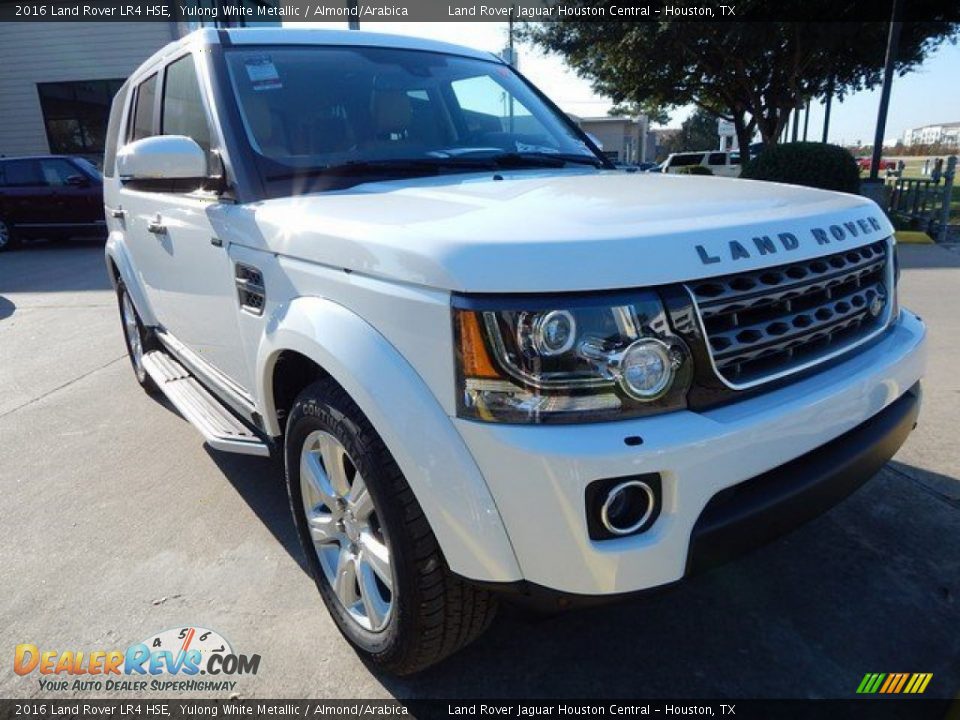 2016 Land Rover LR4 HSE Yulong White Metallic / Almond/Arabica Photo #2