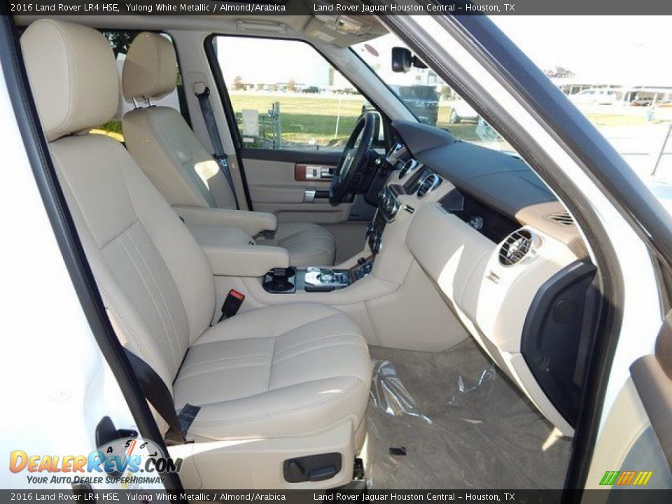 2016 Land Rover LR4 HSE Yulong White Metallic / Almond/Arabica Photo #5