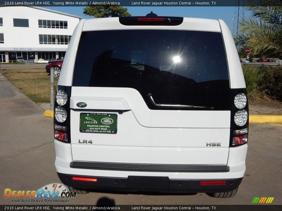 2016 Land Rover LR4 HSE Yulong White Metallic / Almond/Arabica Photo #8