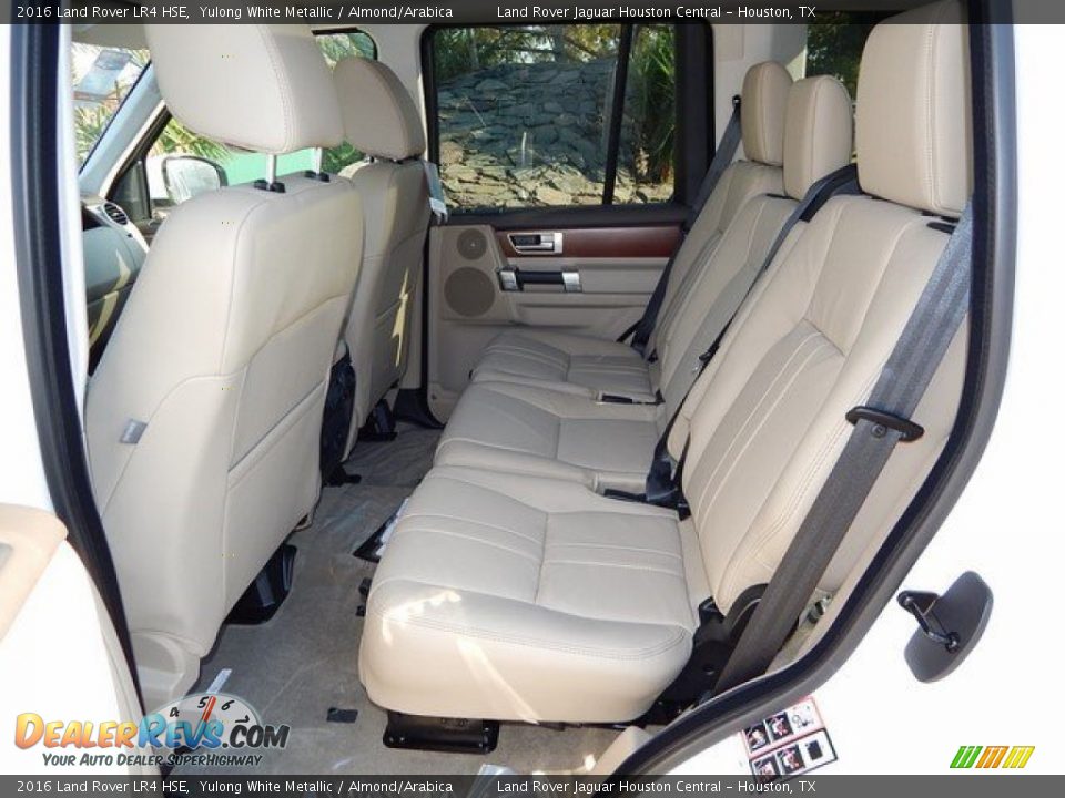 2016 Land Rover LR4 HSE Yulong White Metallic / Almond/Arabica Photo #13