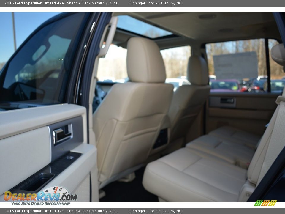 2016 Ford Expedition Limited 4x4 Shadow Black Metallic / Dune Photo #12