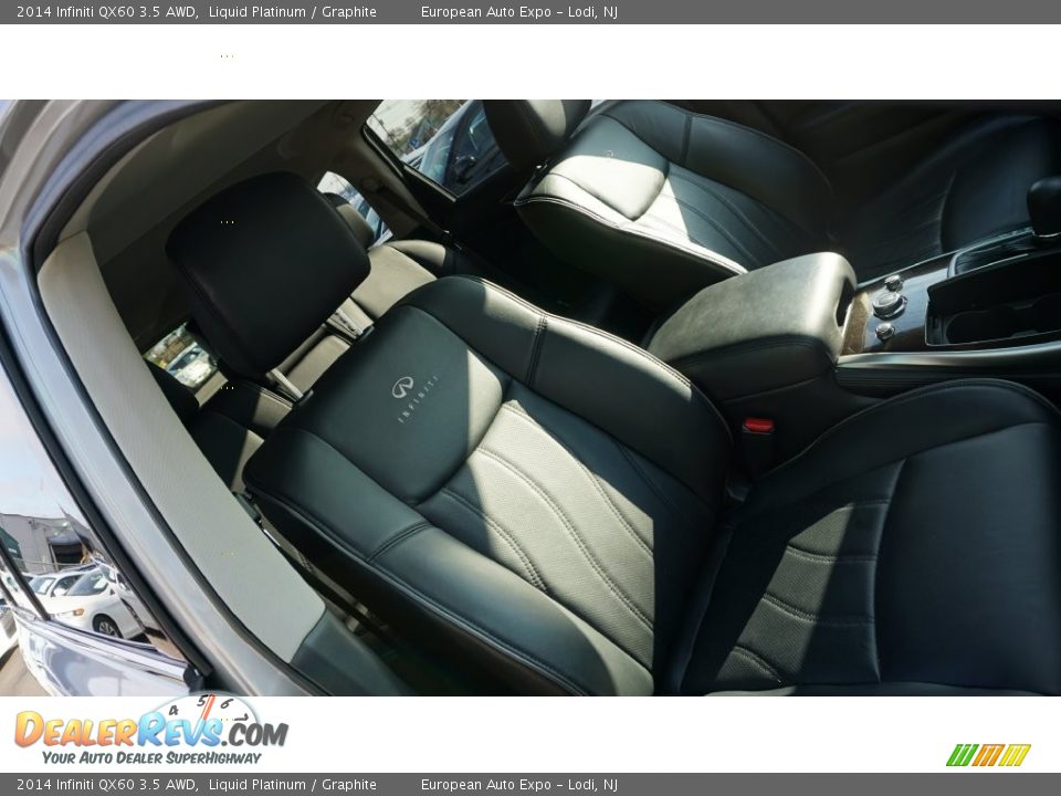 2014 Infiniti QX60 3.5 AWD Liquid Platinum / Graphite Photo #16