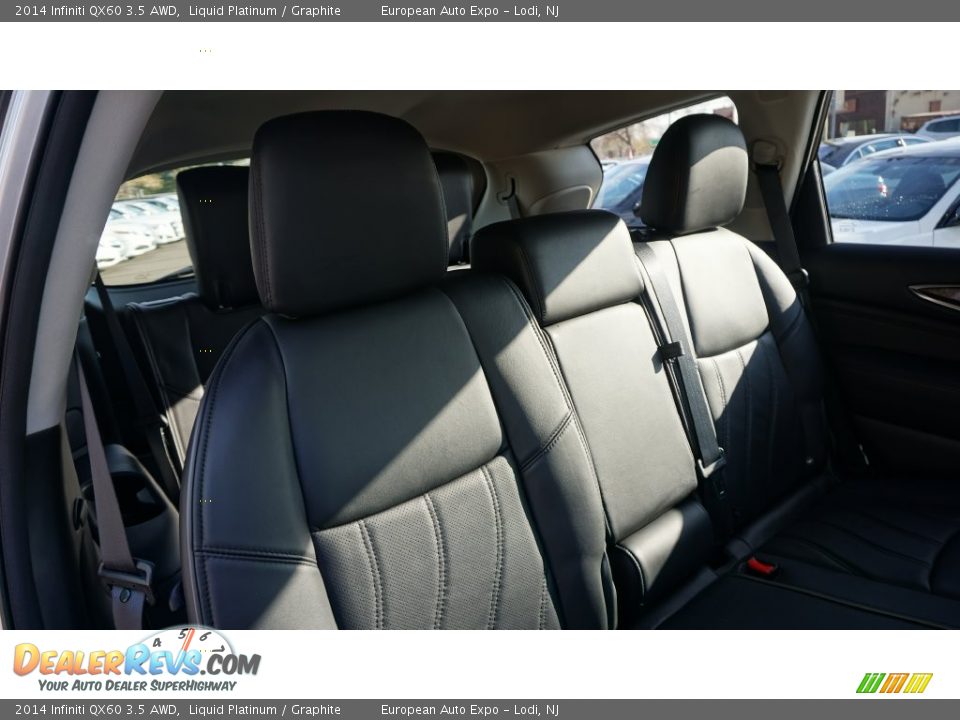 2014 Infiniti QX60 3.5 AWD Liquid Platinum / Graphite Photo #18