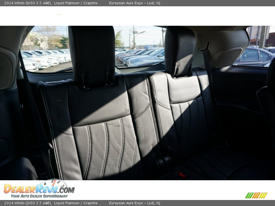 2014 Infiniti QX60 3.5 AWD Liquid Platinum / Graphite Photo #19