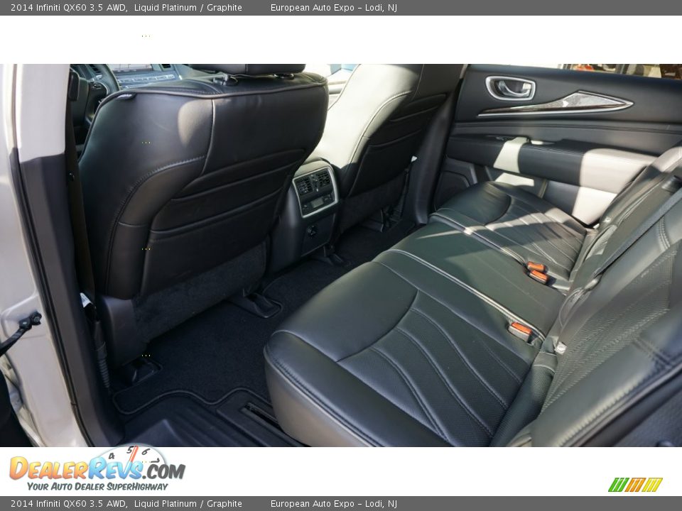 2014 Infiniti QX60 3.5 AWD Liquid Platinum / Graphite Photo #20