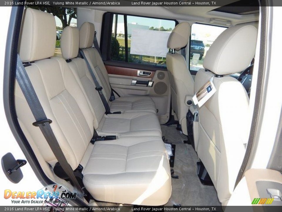 2016 Land Rover LR4 HSE Yulong White Metallic / Almond/Arabica Photo #19