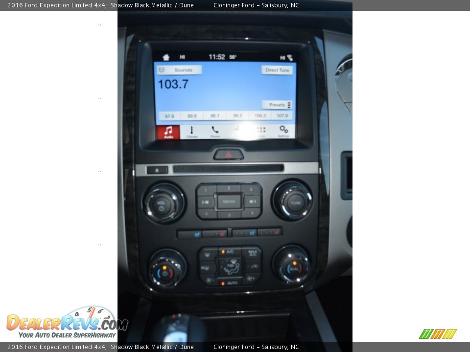 2016 Ford Expedition Limited 4x4 Shadow Black Metallic / Dune Photo #18