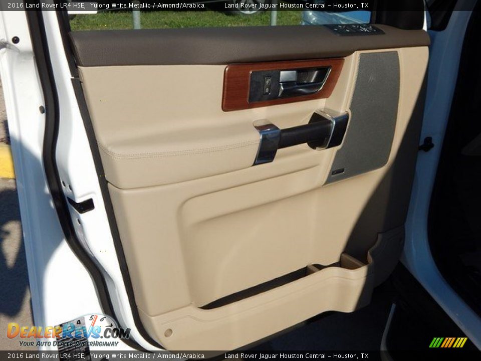 2016 Land Rover LR4 HSE Yulong White Metallic / Almond/Arabica Photo #21