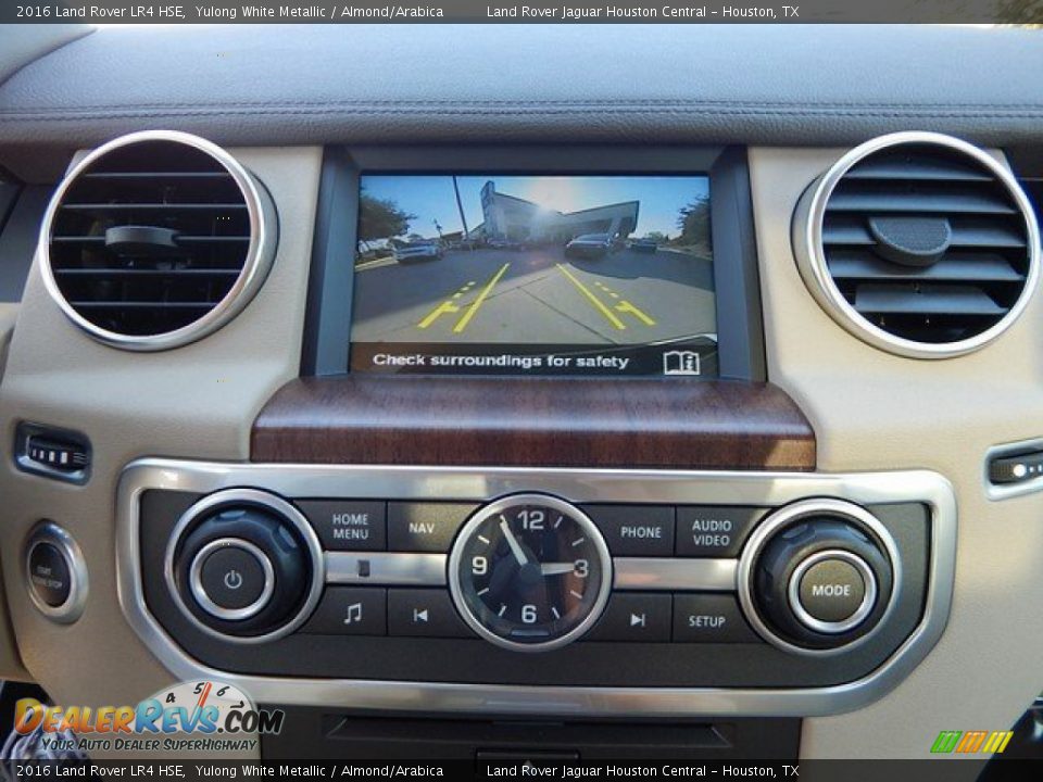 2016 Land Rover LR4 HSE Yulong White Metallic / Almond/Arabica Photo #23