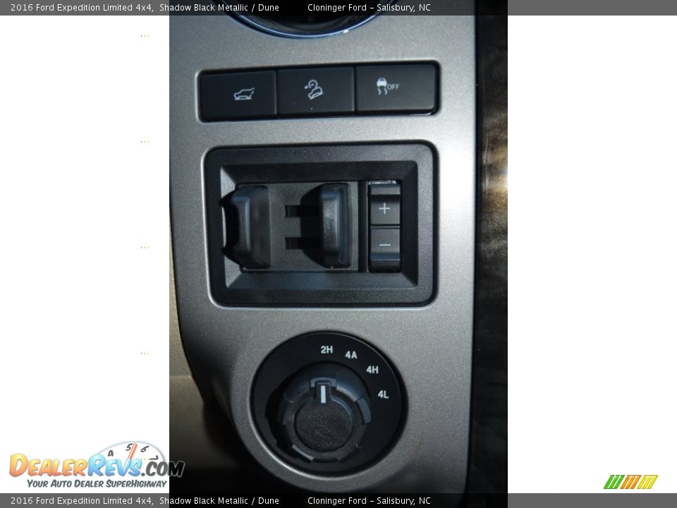 2016 Ford Expedition Limited 4x4 Shadow Black Metallic / Dune Photo #26