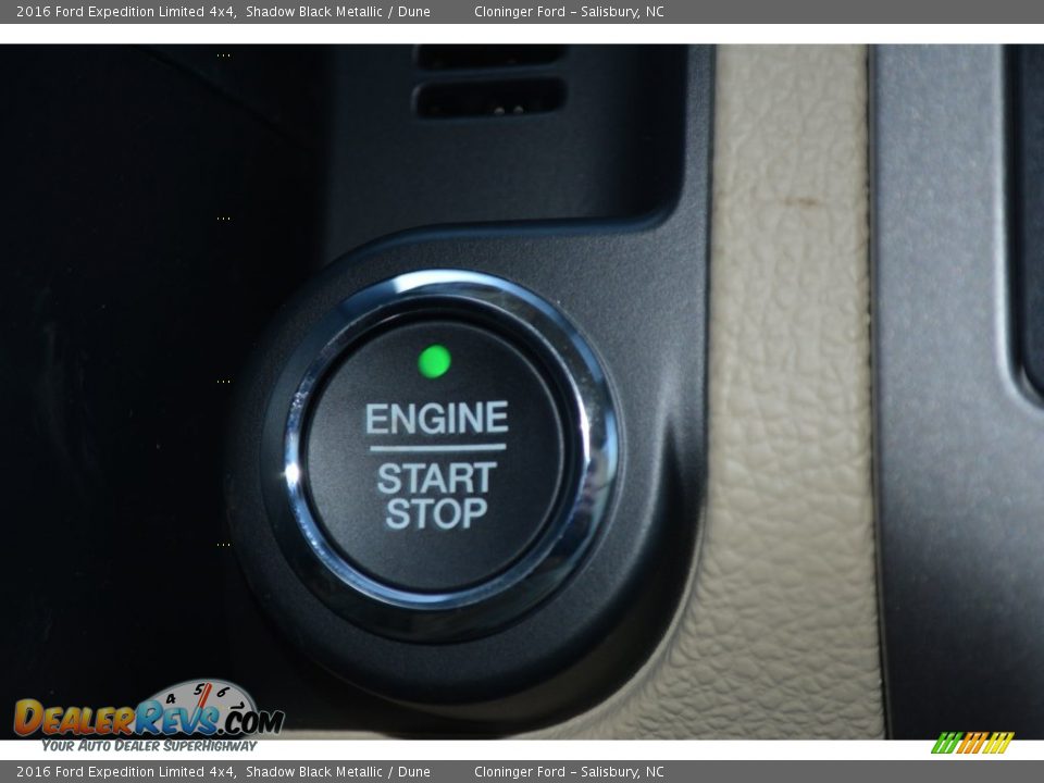 2016 Ford Expedition Limited 4x4 Shadow Black Metallic / Dune Photo #31