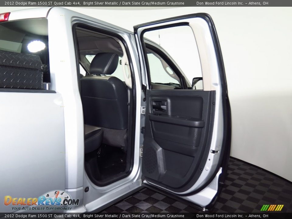 2012 Dodge Ram 1500 ST Quad Cab 4x4 Bright Silver Metallic / Dark Slate Gray/Medium Graystone Photo #18
