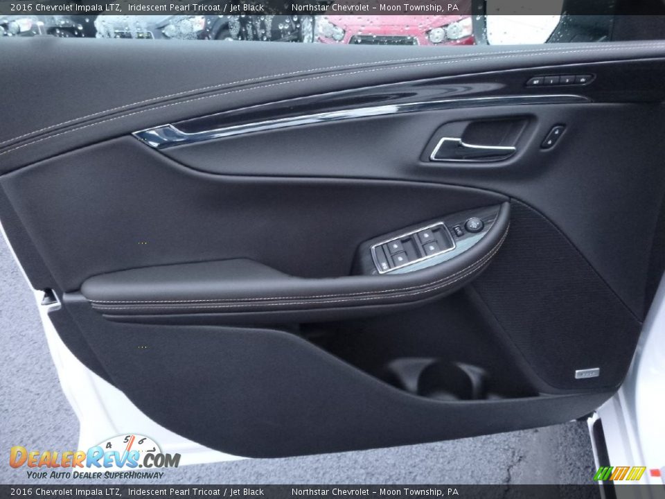 2016 Chevrolet Impala LTZ Iridescent Pearl Tricoat / Jet Black Photo #13