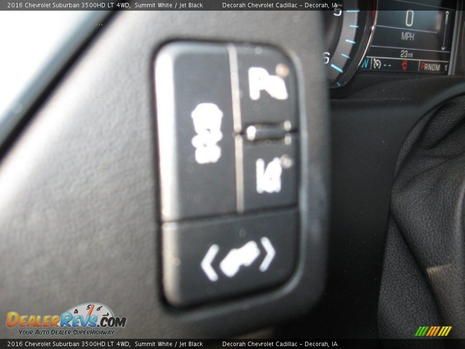 2016 Chevrolet Suburban 3500HD LT 4WD Summit White / Jet Black Photo #20