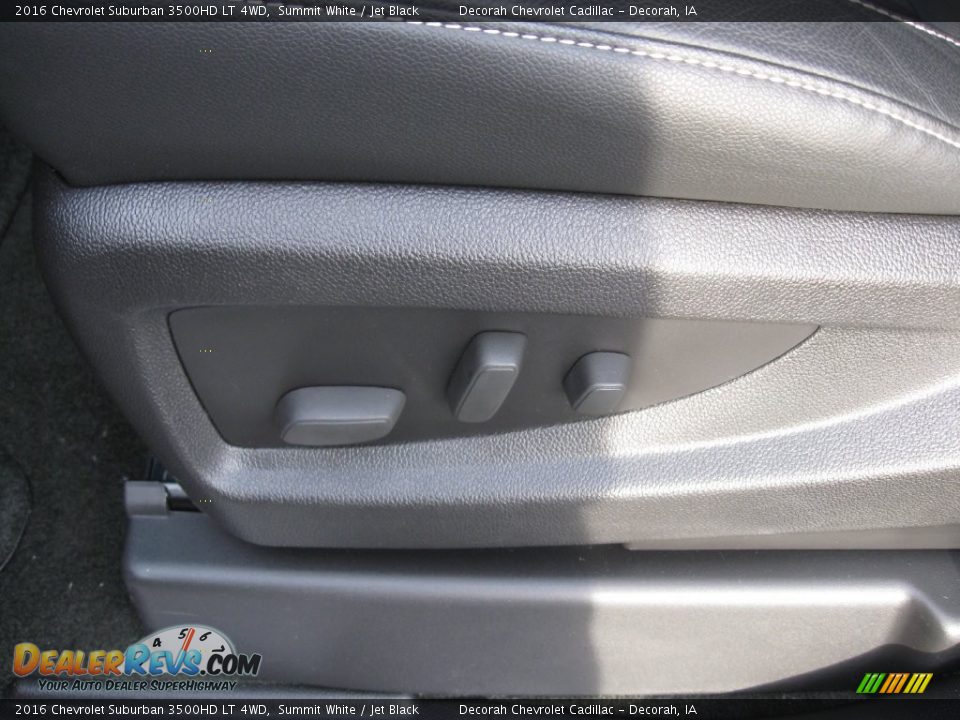 2016 Chevrolet Suburban 3500HD LT 4WD Summit White / Jet Black Photo #21