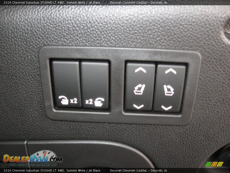 2016 Chevrolet Suburban 3500HD LT 4WD Summit White / Jet Black Photo #26