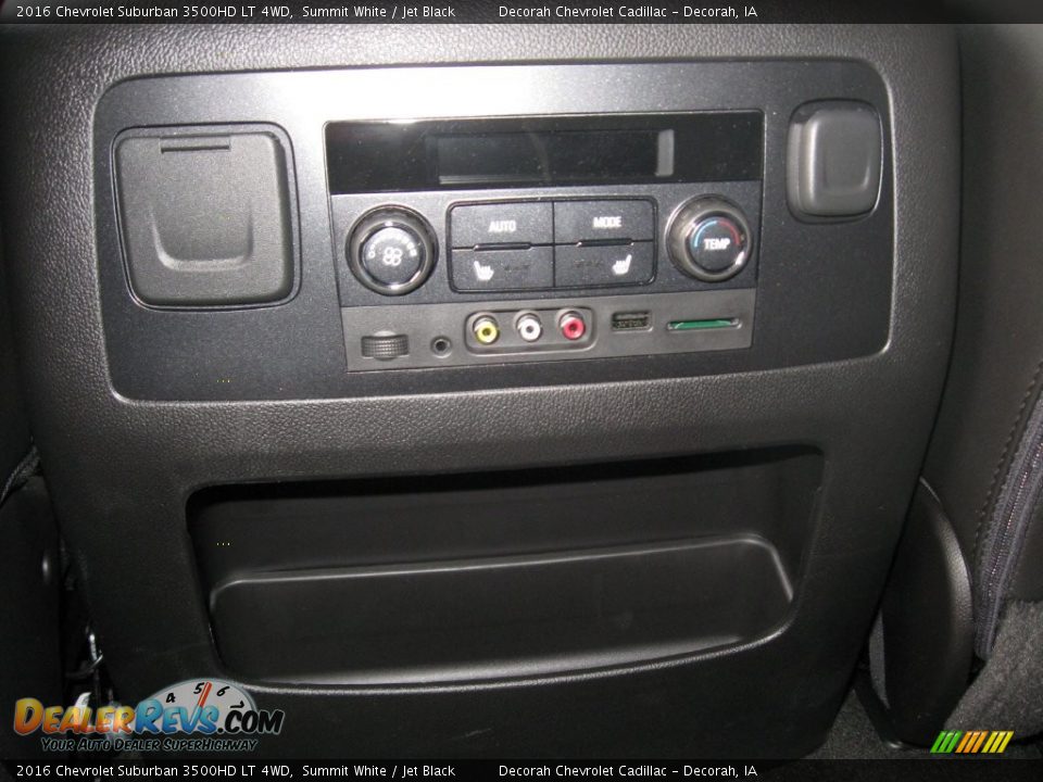 2016 Chevrolet Suburban 3500HD LT 4WD Summit White / Jet Black Photo #33