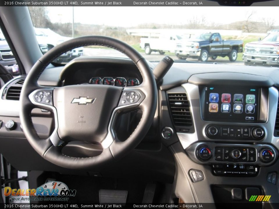 Controls of 2016 Chevrolet Suburban 3500HD LT 4WD Photo #36