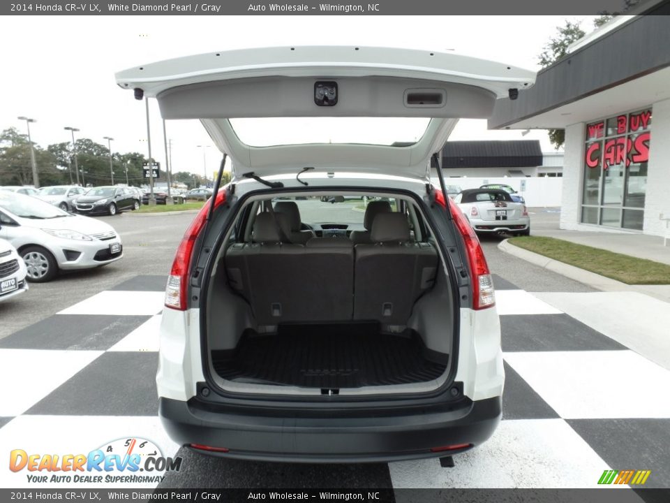 2014 Honda CR-V LX White Diamond Pearl / Gray Photo #5