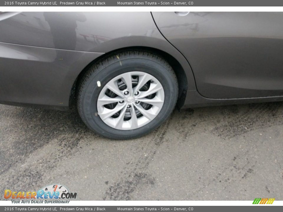 2016 Toyota Camry Hybrid LE Predawn Gray Mica / Black Photo #9