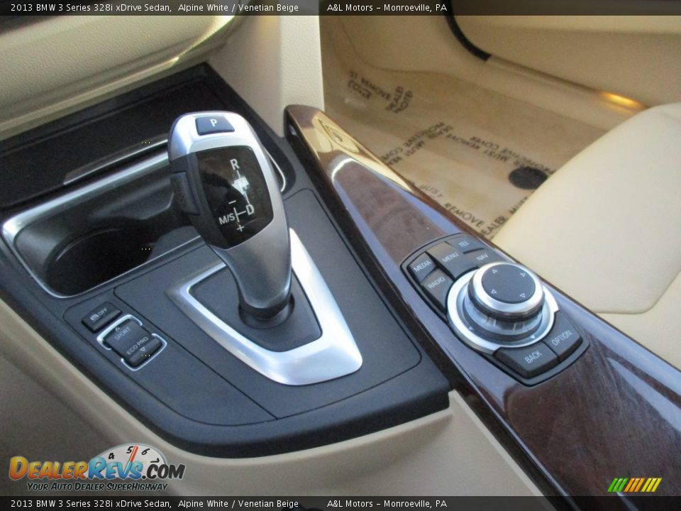 2013 BMW 3 Series 328i xDrive Sedan Alpine White / Venetian Beige Photo #18