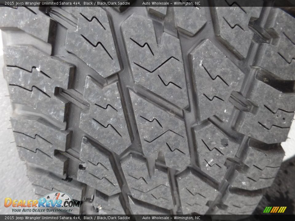 2015 Jeep Wrangler Unlimited Sahara 4x4 Black / Black/Dark Saddle Photo #10