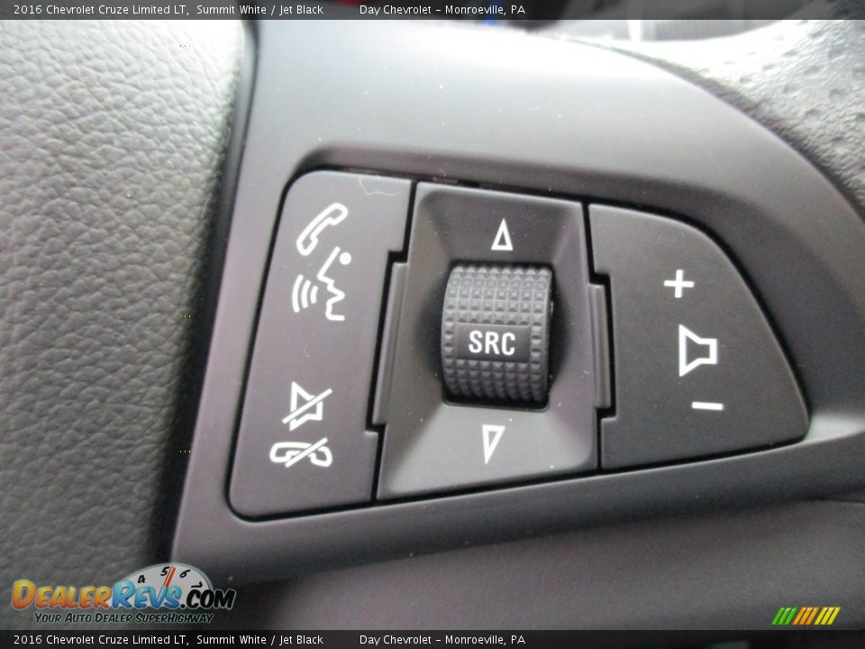 2016 Chevrolet Cruze Limited LT Summit White / Jet Black Photo #17