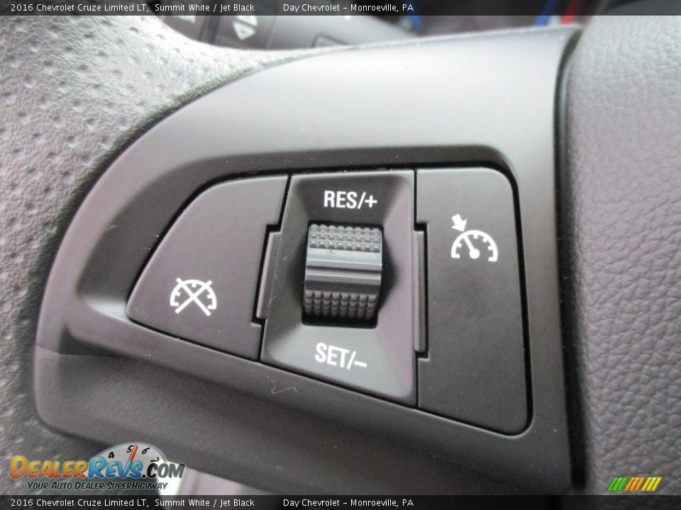 2016 Chevrolet Cruze Limited LT Summit White / Jet Black Photo #18