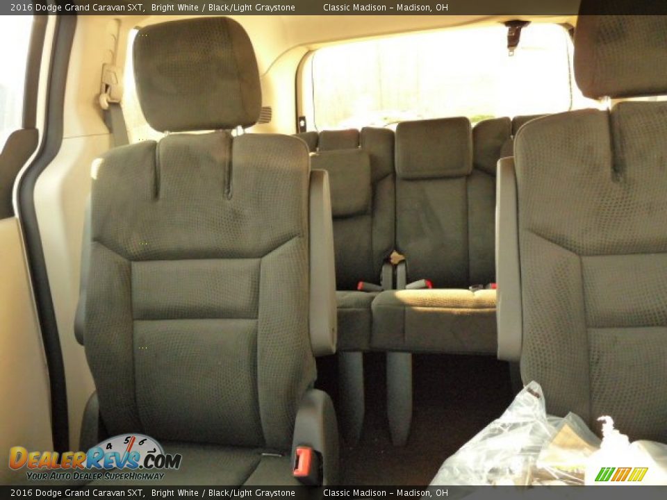 2016 Dodge Grand Caravan SXT Bright White / Black/Light Graystone Photo #4