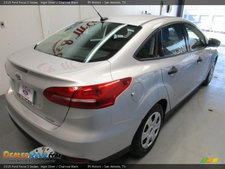 2016 Ford Focus S Sedan Ingot Silver / Charcoal Black Photo #8