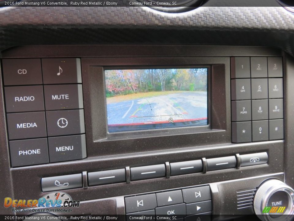 Controls of 2016 Ford Mustang V6 Convertible Photo #23