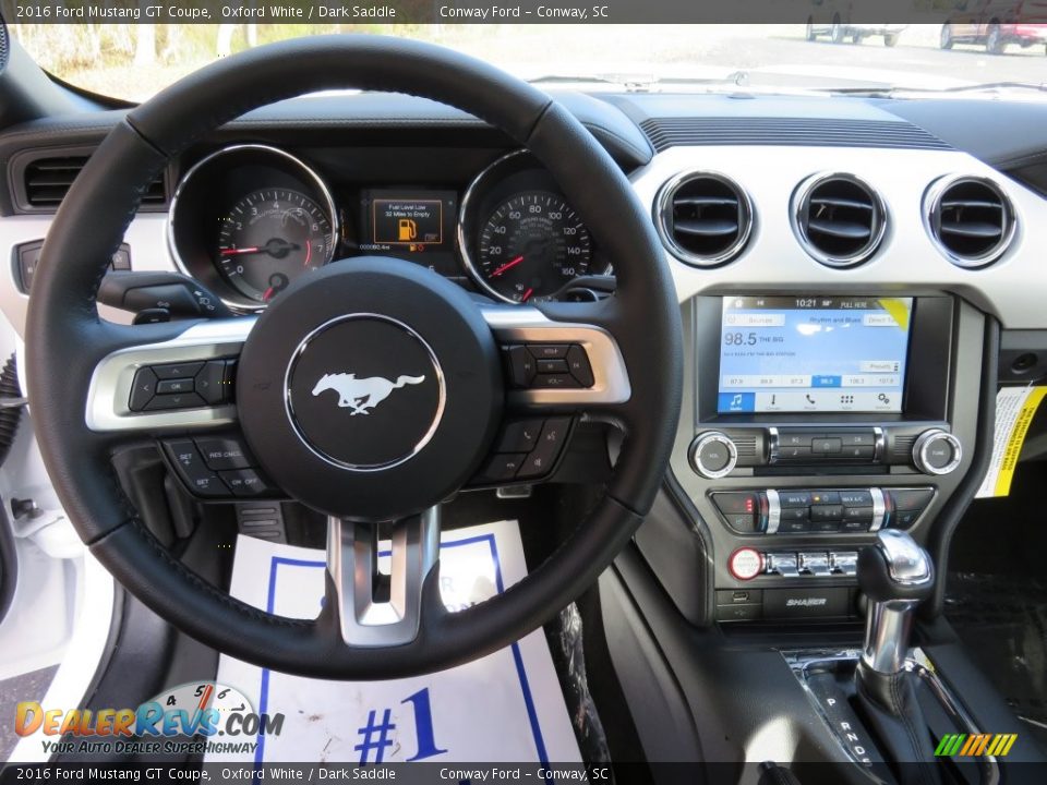 Dashboard of 2016 Ford Mustang GT Coupe Photo #18
