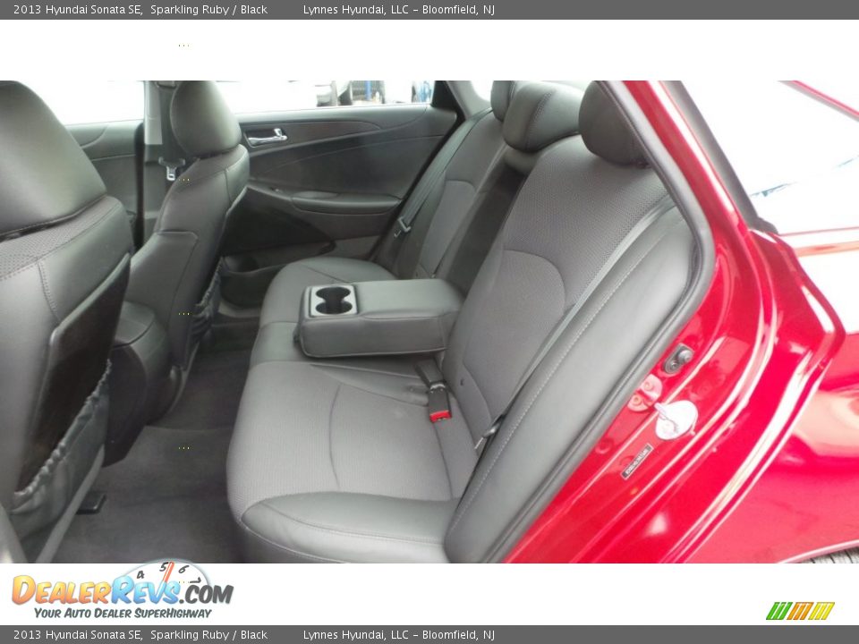 2013 Hyundai Sonata SE Sparkling Ruby / Black Photo #11
