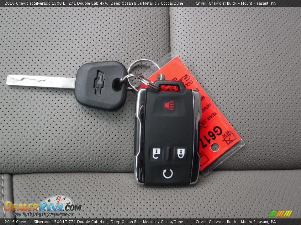 Keys of 2016 Chevrolet Silverado 1500 LT Z71 Double Cab 4x4 Photo #24