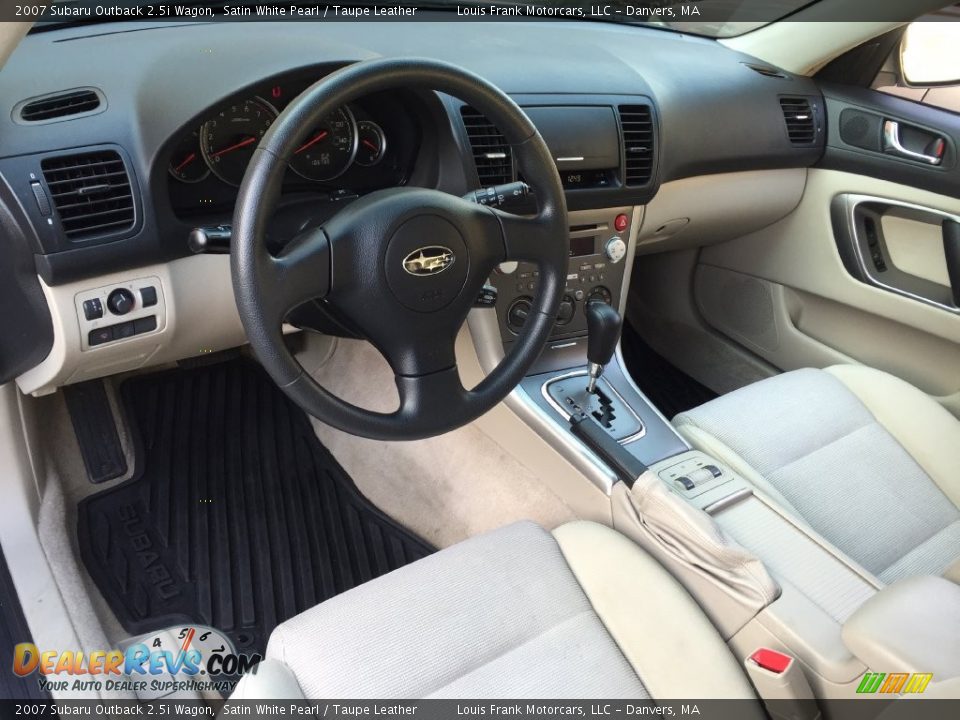 2007 Subaru Outback 2.5i Wagon Satin White Pearl / Taupe Leather Photo #9