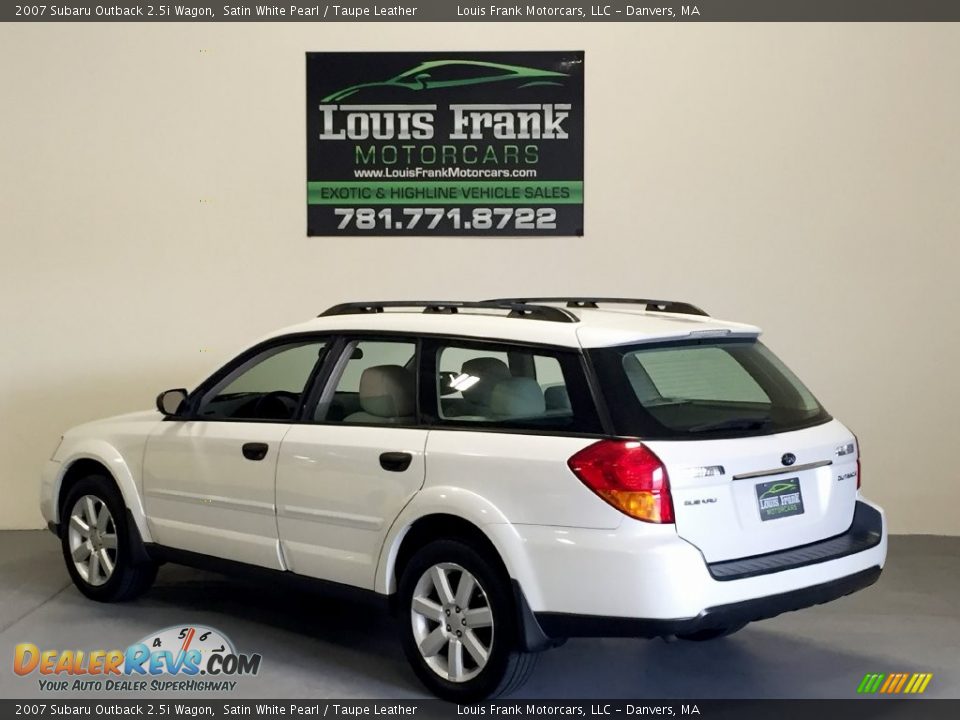 2007 Subaru Outback 2.5i Wagon Satin White Pearl / Taupe Leather Photo #18