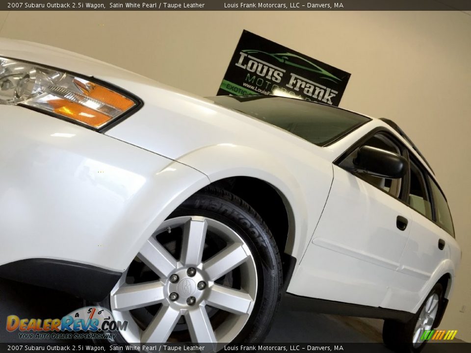 2007 Subaru Outback 2.5i Wagon Satin White Pearl / Taupe Leather Photo #20